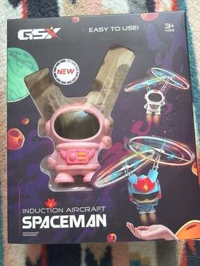 Flying Toy Robot Pink